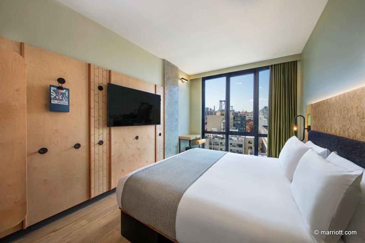 Moxy Williamsburg Hotel